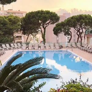 https://las-vegas-salou.catalonia-hotels.com